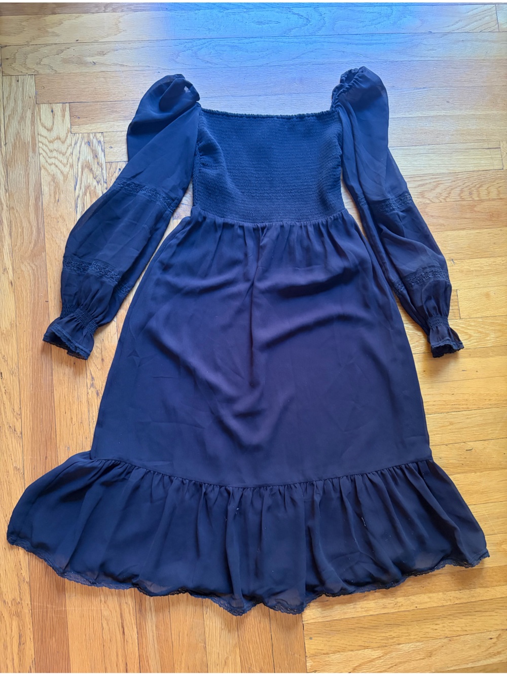 Aritzia Wilfred Black Smocked Long Sleeve Midi Dress